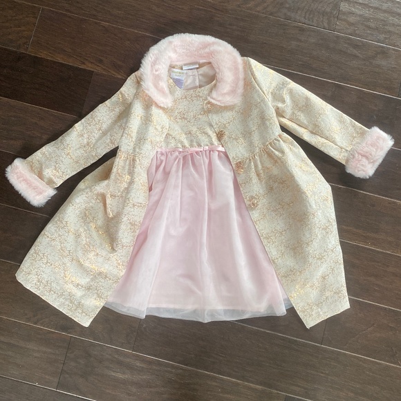 Beautiful 2 Piece Dress Set - Picture 3 of 4